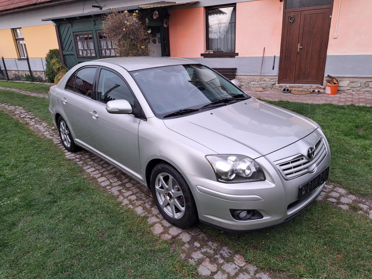 Toyota Avensis 1.8VVTi 95kw liftback